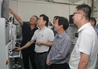 國家產業(yè)基礎專家委員會專家、尋找中國制造業(yè)隱形冠軍編委會到我司考察指導